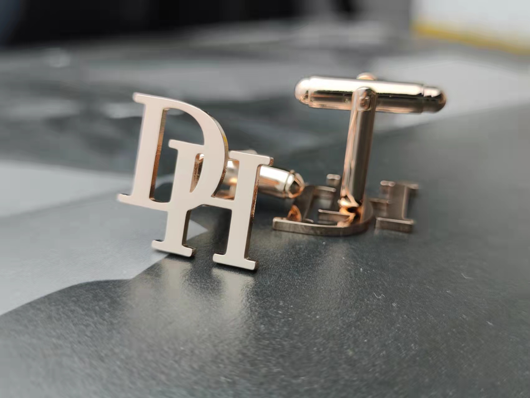 กระดุมข้อมือที่กำหนดเองสำหรับผ - Tie Clip Silver บทวิจารณ์และราคา