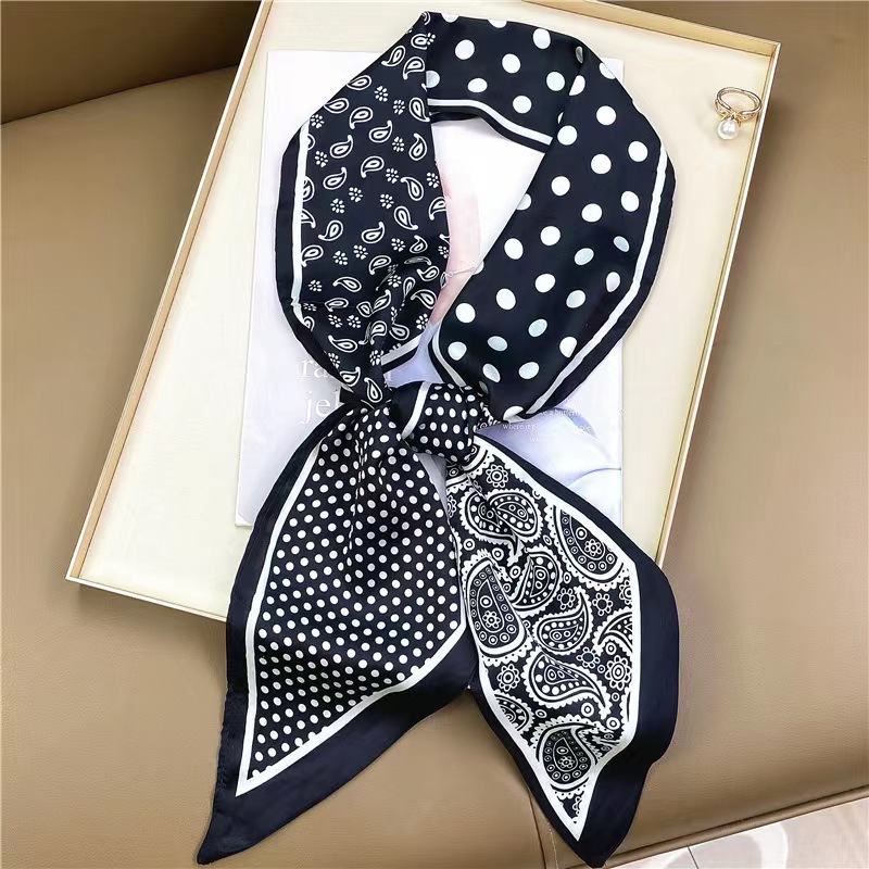 ผ้าพันคอไหมพิมพ์ลายม้าลายสุดหร - Silk Tie Striped บทวิจารณ์และราคา