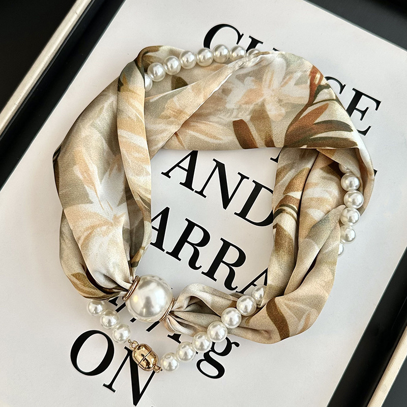 ผ้าพันคอไหมพิมพ์ลายพร้อมตัวล็อ - Silk Neck Scarf บทวิจารณ์และราคา