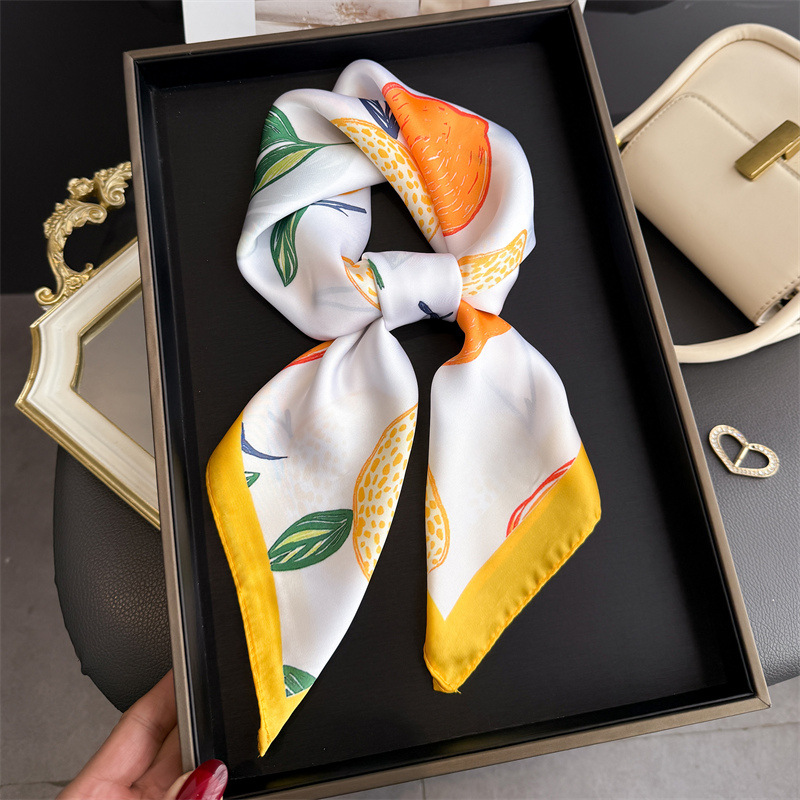 ผ้าพันคอไหมพิมพ์ลายผลไม้ใหม่ปี - Ascot Neck Scarf บทวิจารณ์และราคา